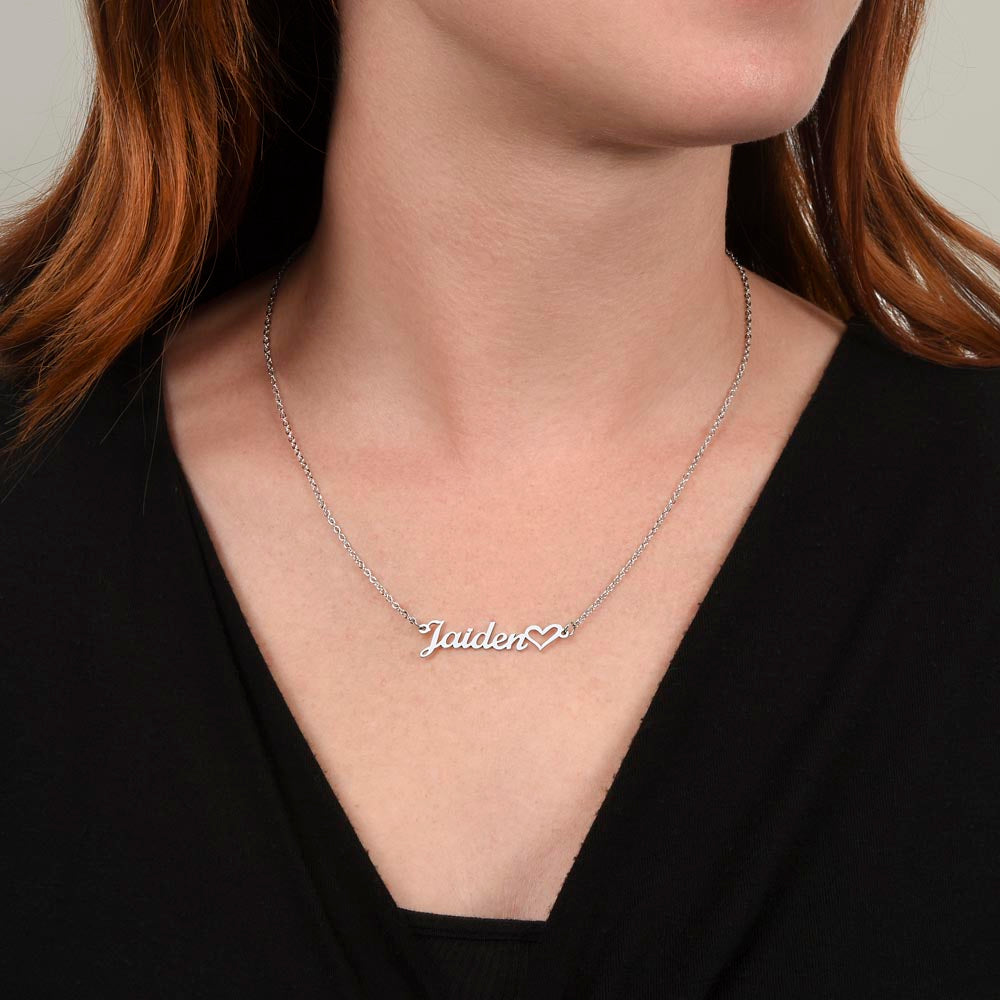 Custom Name Necklace: Your Unique Expression in Jewelry