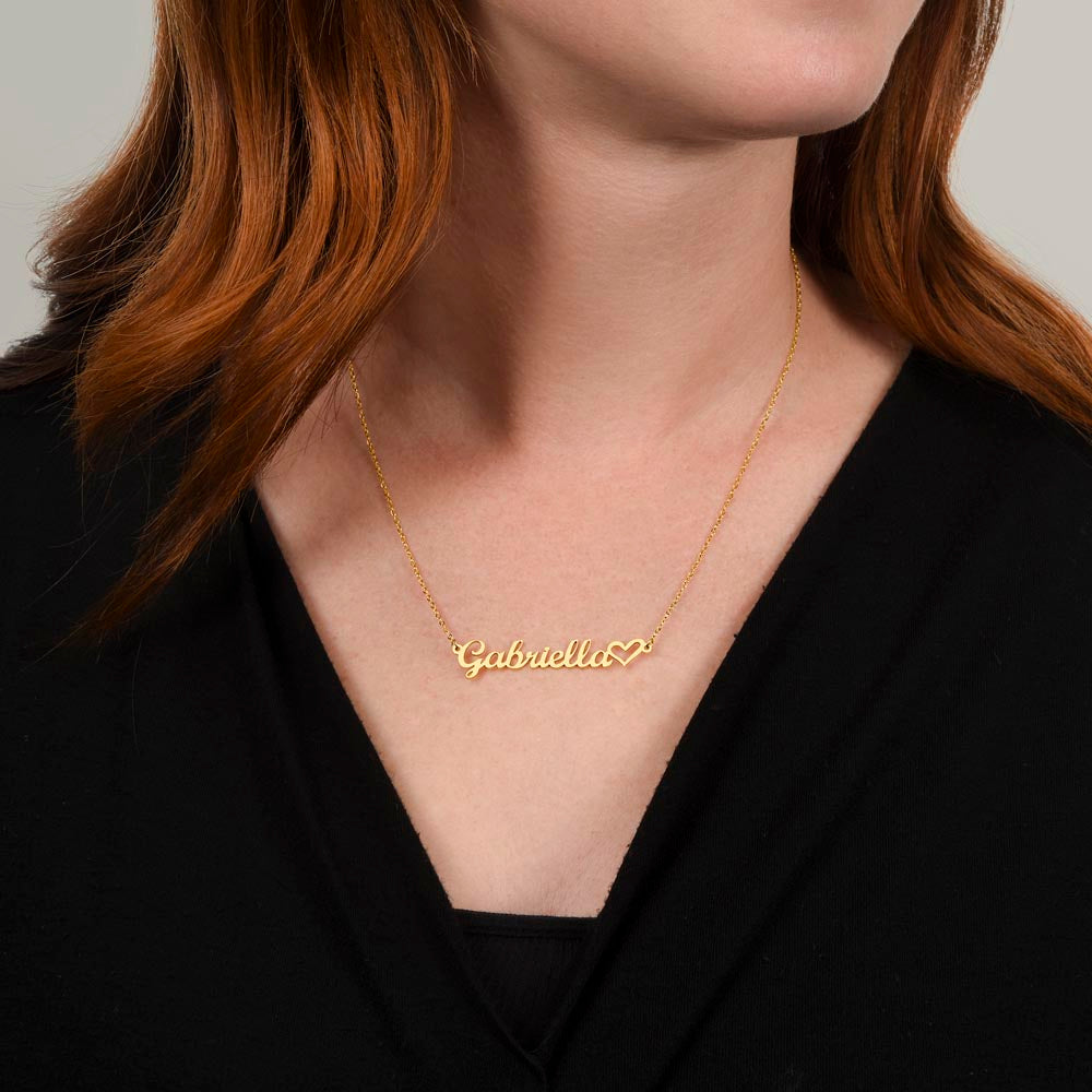 Custom Name Necklace: Your Unique Expression in Jewelry